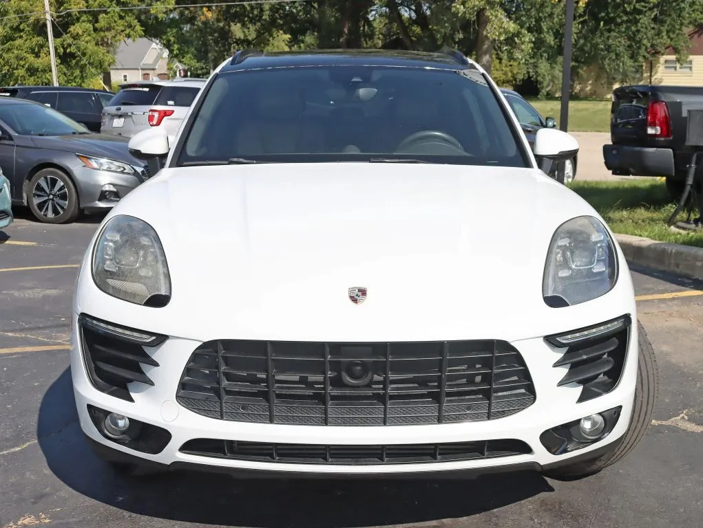 2018 Porsche Macan Sport Edition - Photo 9