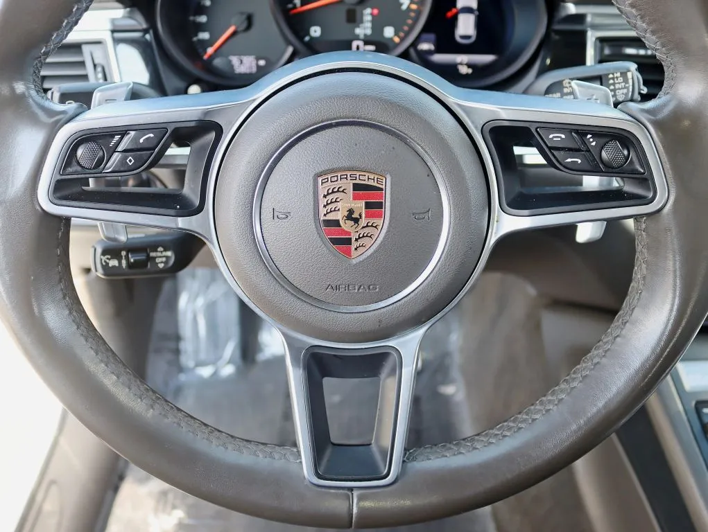 2018 Porsche Macan Sport Edition - Photo 18