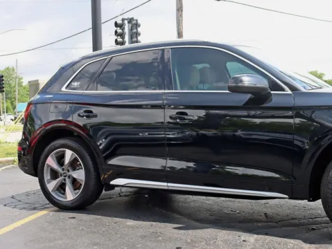 More photos of 2022 Audi Q5 40 TFSI Premium Plus Sport Utility 4D at Exclusive Autohaus - Roselle, IL