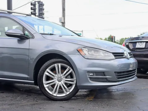 Another view of 2015 Volkswagen Golf SportWagen TDI SE Wagon 4D for sale in Roselle, IL at Exclusive Autohaus - Roselle