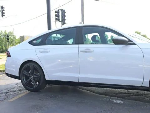 More photos of 2024 Honda Accord Hybrid Sport-L Sedan 4D at Exclusive Autohaus - Roselle, IL