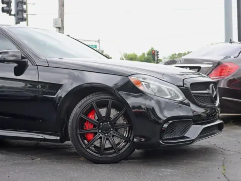 Another view of 2015 Mercedes-Benz E-Class E 63 AMG 4MATIC S-Model Sedan 4D for sale in Roselle, IL at Exclusive Autohaus - Roselle