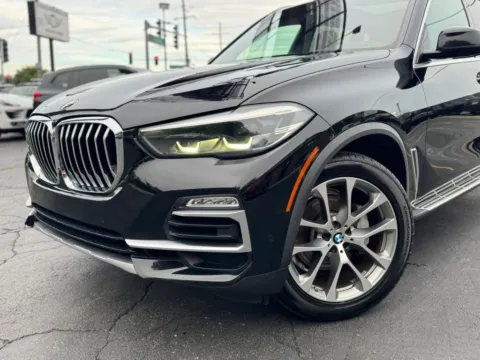 More photos of 2019 BMW X5 xDrive40i Sport Utility 4D at Exclusive Autohaus - Roselle, IL