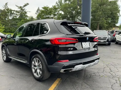 More photos of 2019 BMW X5 xDrive40i Sport Utility 4D at Exclusive Autohaus - Roselle, IL