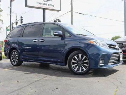 Photos of 2020 Toyota Sienna Limited Minivan 4D for sale in Roselle, IL at Exclusive Autohaus - Roselle