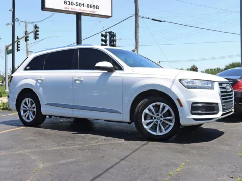 Another view of 2017 Audi Q7 2.0T Premium Plus Sport Utility 4D for sale in Roselle, IL at Exclusive Autohaus - Roselle