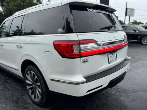 More photos of 2020 Lincoln Navigator Reserve Sport Utility 4D at Exclusive Autohaus - Roselle, IL