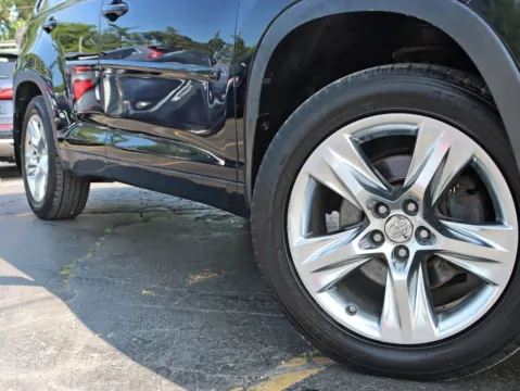 More photos of 2015 Toyota Highlander Limited Platinum Sport Utility 4D at Exclusive Autohaus - Roselle, IL