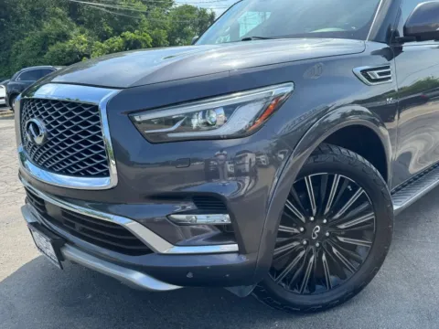 More photos of 2019 INFINITI QX80 LIMITED Sport Utility 4D at Exclusive Autohaus - Roselle, IL