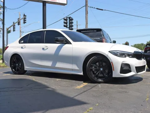 Photos of 2022 BMW 3 Series 330i Sedan 4D for sale in Roselle, IL at Exclusive Autohaus - Roselle
