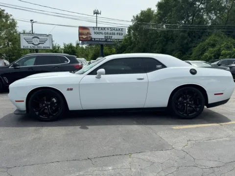 More photos of 2021 Dodge Challenger R/T Coupe 2D at Exclusive Autohaus - Roselle, IL