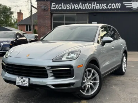 Photos of 2020 Porsche Cayenne Sport Utility 4D for sale in Roselle, IL at Exclusive Autohaus - Roselle