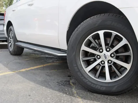 More photos of 2019 Ford Expedition XLT Sport Utility 4D at Exclusive Autohaus - Roselle, IL