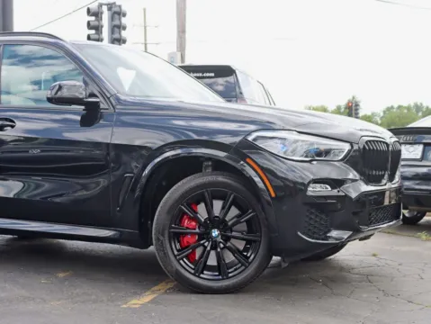 Another view of 2021 BMW X5 M50i Sport Utility 4D for sale in Roselle, IL at Exclusive Autohaus - Roselle