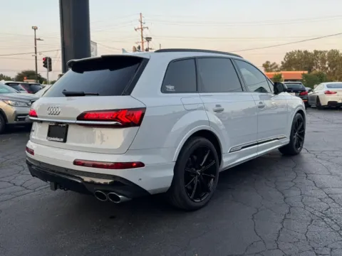 Photos of 2021 Audi SQ7 Prestige Sport Utility 4D for sale in Roselle, IL at Exclusive Autohaus - Roselle