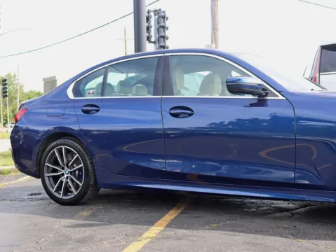 More photos of 2020 BMW 3 Series 330i xDrive Sedan 4D at Exclusive Autohaus - Roselle, IL