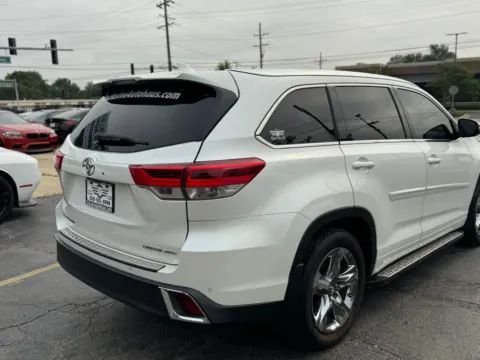 More photos of 2019 Toyota Highlander Limited Platinum Sport Utility 4D at Exclusive Autohaus - Roselle, IL