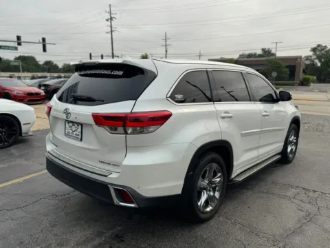 Photos of 2019 Toyota Highlander Limited Platinum Sport Utility 4D for sale in Roselle, IL at Exclusive Autohaus - Roselle