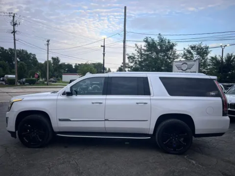 Photos of 2019 Cadillac Escalade ESV Luxury Sport Utility 4D for sale in Roselle, IL at Exclusive Autohaus - Roselle