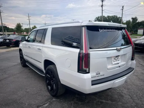 Another view of 2019 Cadillac Escalade ESV Luxury Sport Utility 4D for sale in Roselle, IL at Exclusive Autohaus - Roselle