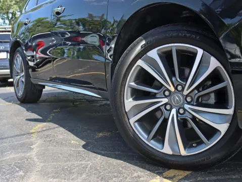 More photos of 2017 Acura MDX SH-AWD Sport Utility 4D at Exclusive Autohaus - Roselle, IL