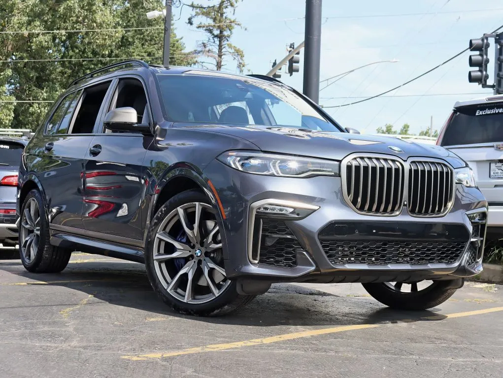 Used 2022 BMW X7 M50i Sport Utility 4D for sale in Roselle, IL at