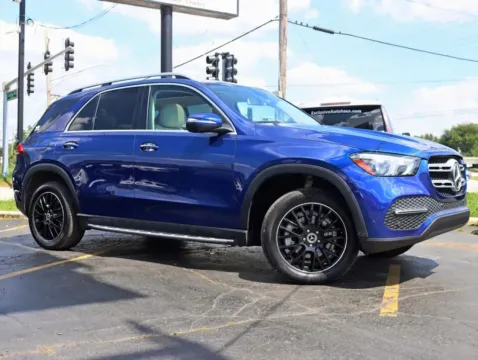 Photos of 2020 Mercedes-Benz GLE 350 4MATIC Sport Utility 4D for sale in Roselle, IL at Exclusive Autohaus - Roselle