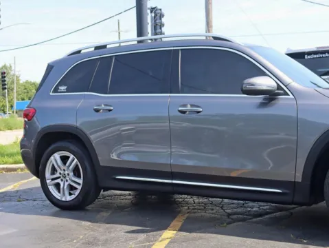 More photos of 2020 Mercedes-Benz GLB 250 4MATIC Sport Utility 4D at Exclusive Autohaus - Roselle, IL