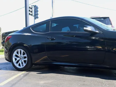 More photos of 2014 Hyundai Genesis Coupe 3.8 Grand Touring Coupe 2D at Exclusive Autohaus - Roselle, IL