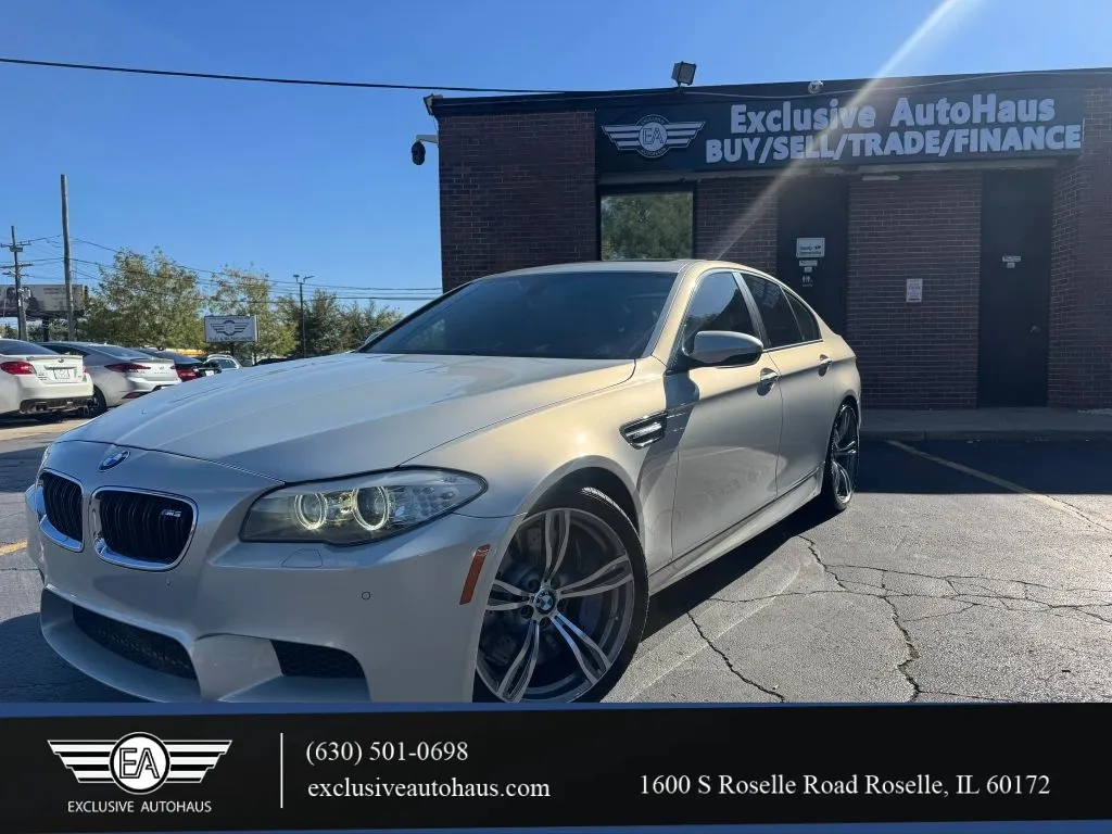 Silver 2013 BMW M5 Sedan 4D for sale in Roselle, IL