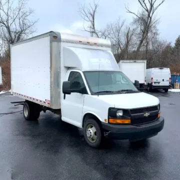 More photos of 2016 Chevrolet Express Commercial Cutaway Cutaway Van 2D at Exclusive Autohaus - Roselle, IL