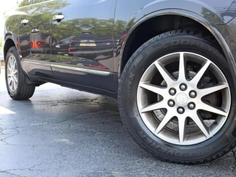 More photos of 2015 Buick Enclave Leather Sport Utility 4D at Exclusive Autohaus - Roselle, IL