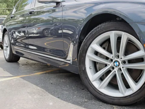 More photos of 2016 BMW 7 Series 750i xDrive Sedan 4D at Exclusive Autohaus - Roselle, IL