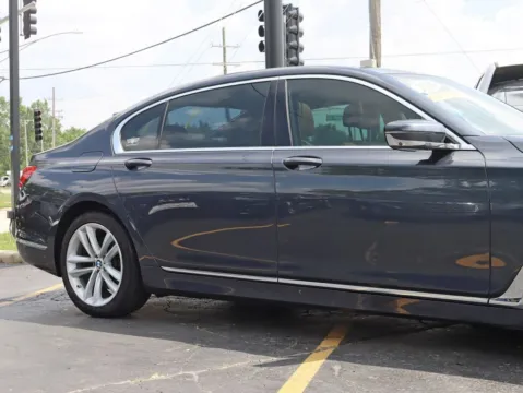 More photos of 2016 BMW 7 Series 750i xDrive Sedan 4D at Exclusive Autohaus - Roselle, IL