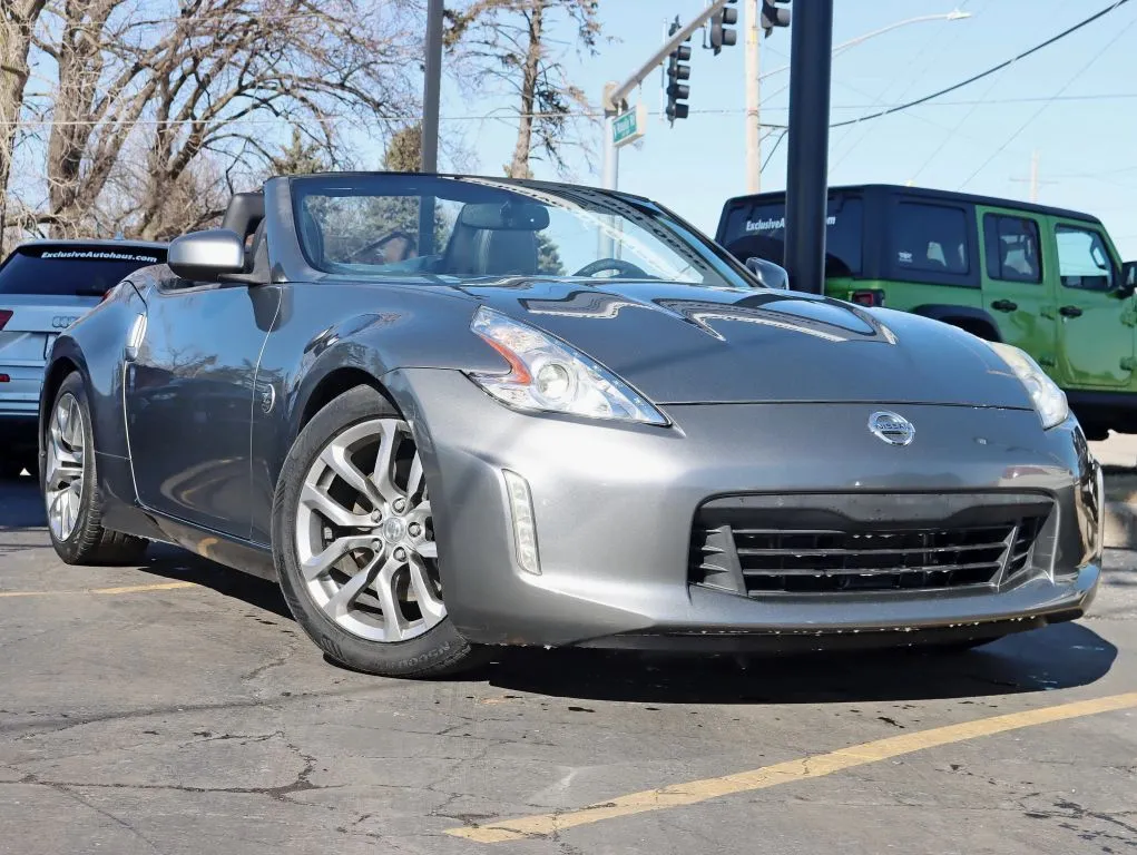 Used 2013 Nissan 370Z Touring Roadster 2D for sale in Roselle, IL