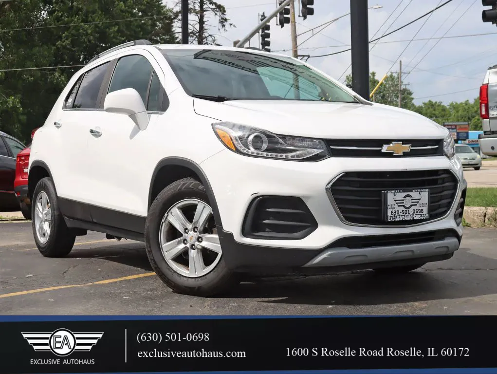 White 2018 Chevrolet Trax LT Sport Utility 4D for sale in Roselle, IL