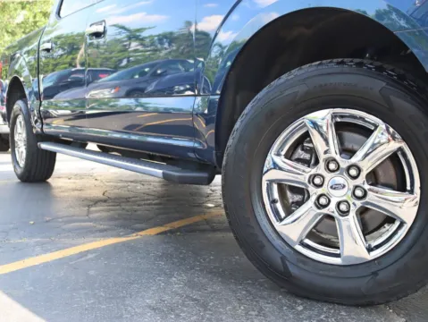 More photos of 2019 Ford F-150 SuperCrew Cab XLT Pickup 4D 5 1/2 ft at Exclusive Autohaus - Roselle, IL