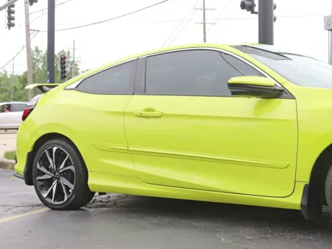 More photos of 2019 Honda Civic Si Coupe 2D at Exclusive Autohaus - Roselle, IL