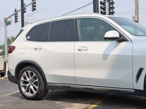 More photos of 2020 BMW X5 xDrive40i Sport Utility 4D at Exclusive Autohaus - Roselle, IL
