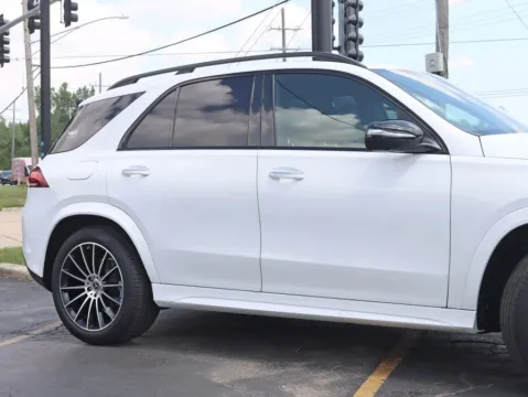 More photos of 2021 Mercedes-Benz GLE 350 4MATIC Sport Utility 4D at Exclusive Autohaus - Roselle, IL