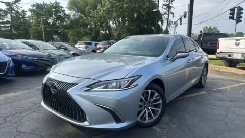 Photos of 2023 Lexus ES 350 Sedan 4D for sale in Roselle, IL at Exclusive Autohaus - Roselle