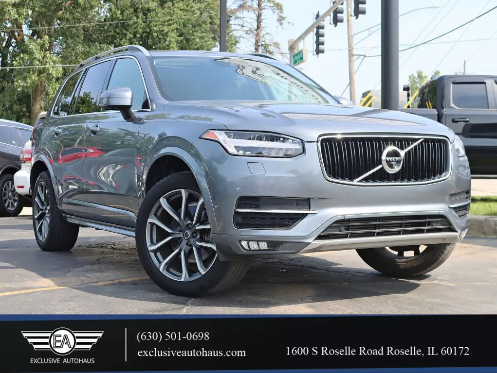 2017 Volvo XC90 T6 Momentum Sport Utility 4D