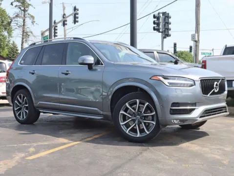 Another view of 2017 Volvo XC90 T6 Momentum Sport Utility 4D for sale in Roselle, IL at Exclusive Autohaus - Roselle