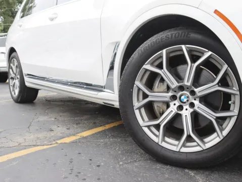 More photos of 2019 BMW X7 xDrive50i Sport Utility 4D at Exclusive Autohaus - Roselle, IL