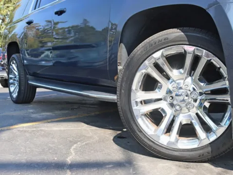 More photos of 2020 GMC Yukon XL SLT Sport Utility 4D at Exclusive Autohaus - Roselle, IL