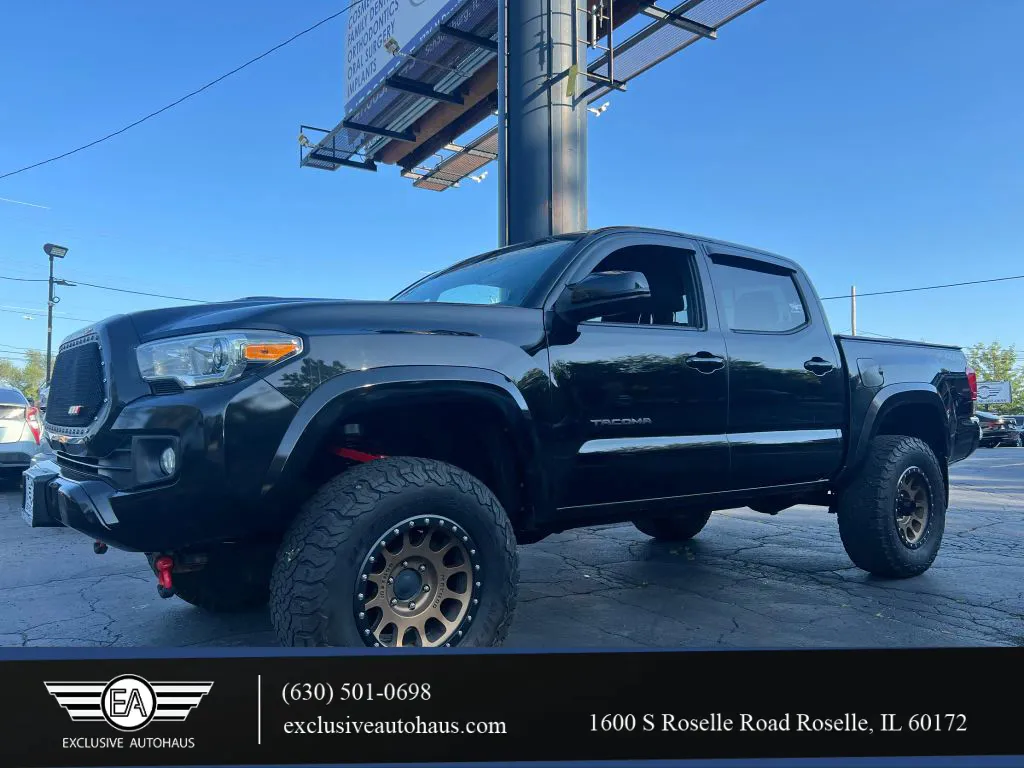2017 Toyota Tacoma Double Cab TRD Sport Pickup 4D 5 ft