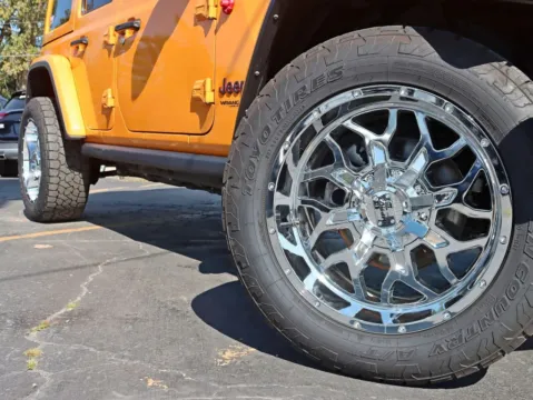 More photos of 2021 Jeep Wrangler Unlimited Rubicon Sport Utility 4D at Exclusive Autohaus - Roselle, IL