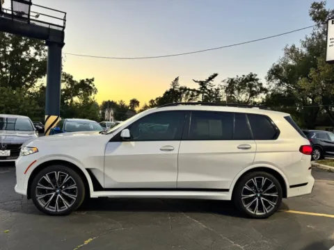 Another view of 2019 BMW X7 xDrive50i Sport Utility 4D for sale in Roselle, IL at Exclusive Autohaus - Roselle