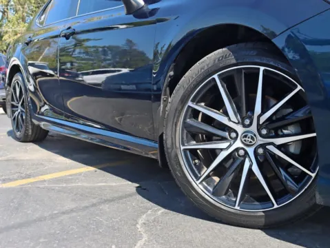 More photos of 2021 Toyota Camry SE Sedan 4D at Exclusive Autohaus - Roselle, IL