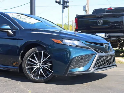 Another view of 2021 Toyota Camry SE Sedan 4D for sale in Roselle, IL at Exclusive Autohaus - Roselle